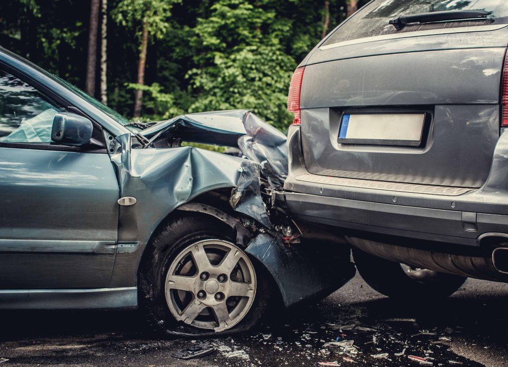 image-auto-accident-involving-two-cars-min